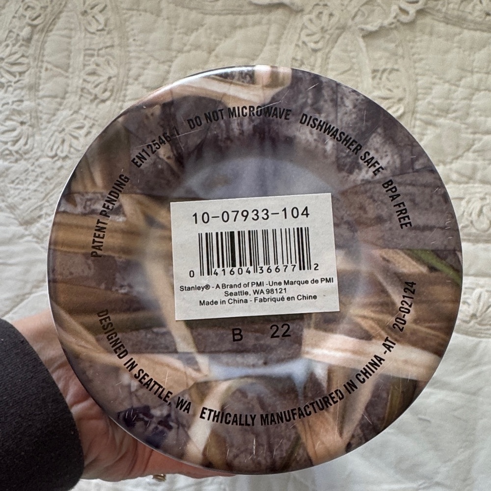 Stanley Camouflage Classic Bottle - Brown & Black - Picture 5 of 5